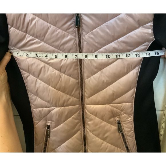 Calvin Klein Performance puffer jacket. Size 6. Rose gold and black color. - Picture 4 of 11